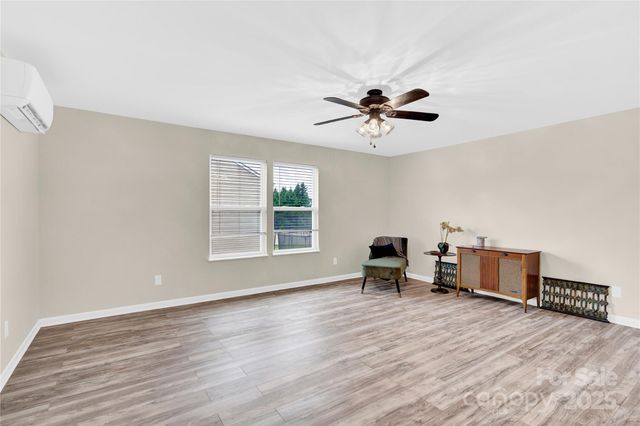 183 Water Ski Drive, Statesville, NC 28677