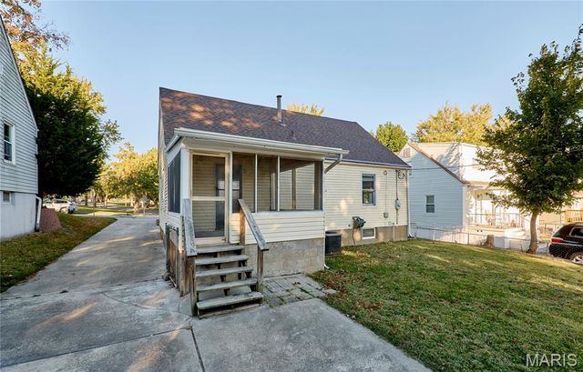 2022 Wismer Avenue, St Louis, MO 63114