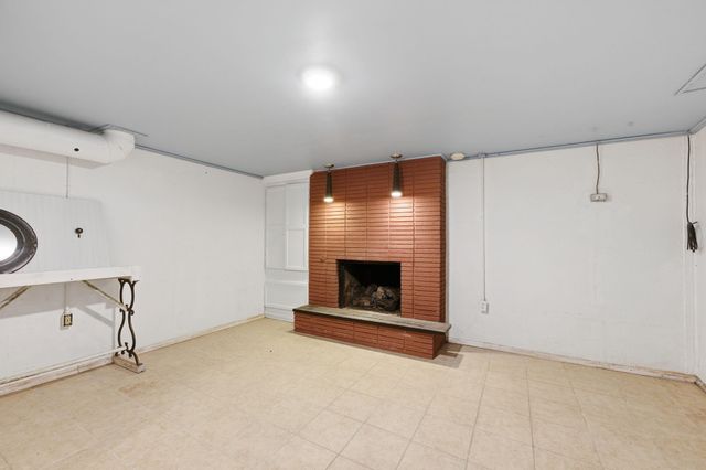 1128 N Kevin Rd, Wichita, KS 67208