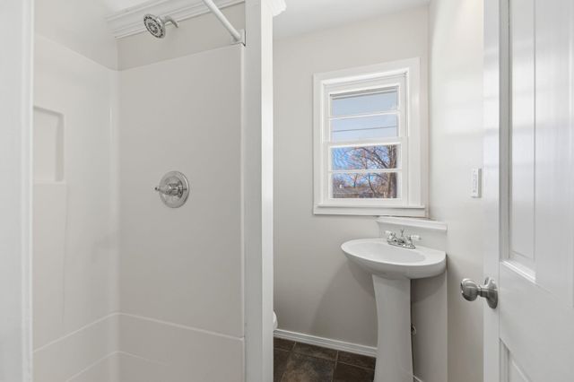 1128 N Kevin Rd, Wichita, KS 67208