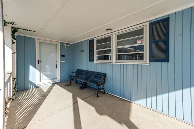 1128 N Kevin Rd, Wichita, KS 67208