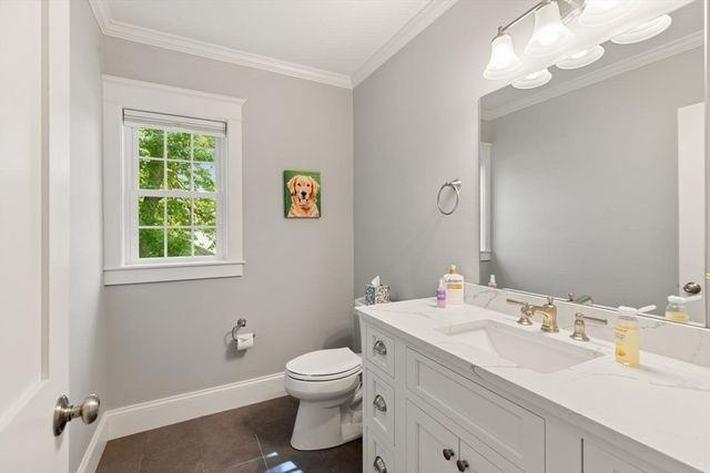 27 Samoset Rd, Woburn, MA 01801
