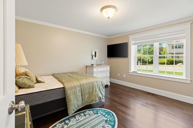 27 Samoset Rd, Woburn, MA 01801
