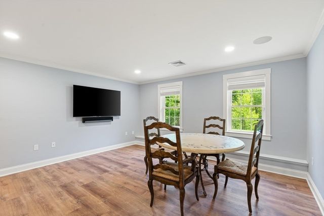 27 Samoset Rd, Woburn, MA 01801