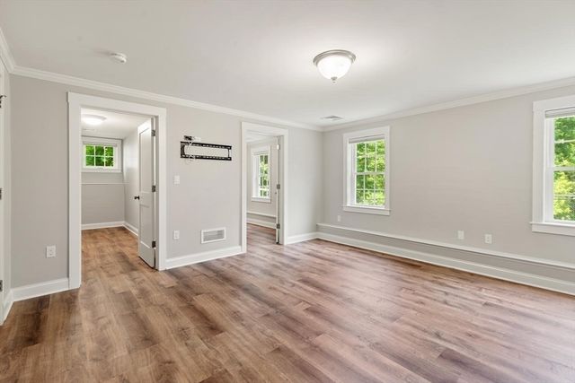 27 Samoset Rd, Woburn, MA 01801