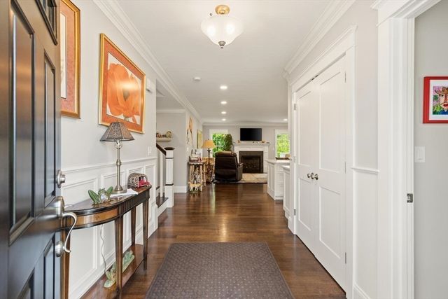 27 Samoset Rd, Woburn, MA 01801