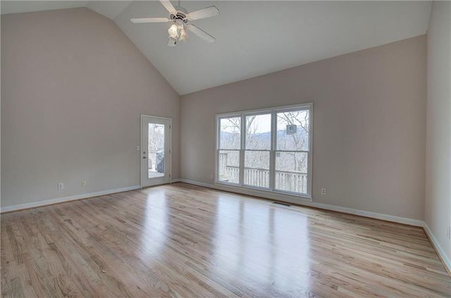207 Stone Ridge Court, Jasper, GA 30143