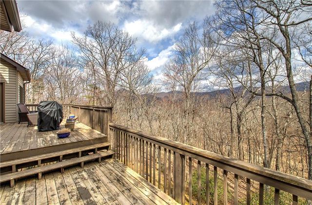 207 Stone Ridge Court, Jasper, GA 30143