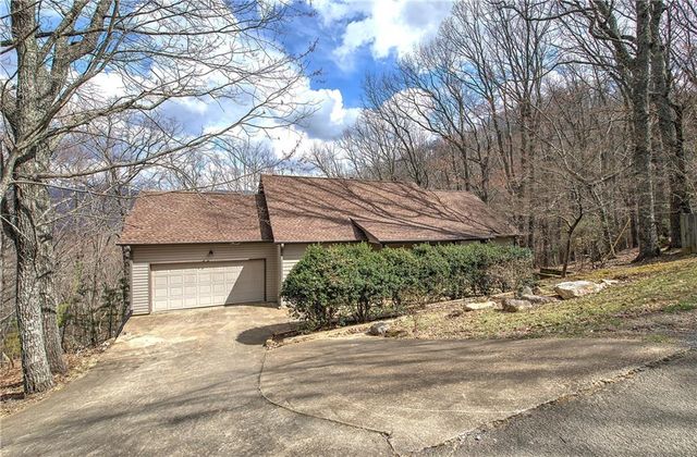 207 Stone Ridge Court, Jasper, GA 30143