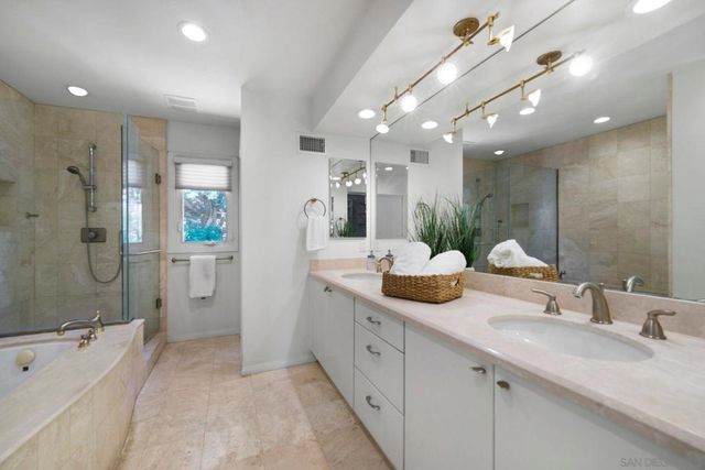 13502 Caminito Carmel, San Diego, CA 92014