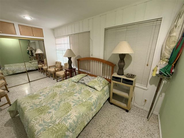 2560 SW 22nd Ave, Miami, FL 33133