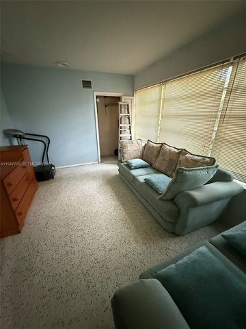 2560 SW 22nd Ave, Miami, FL 33133