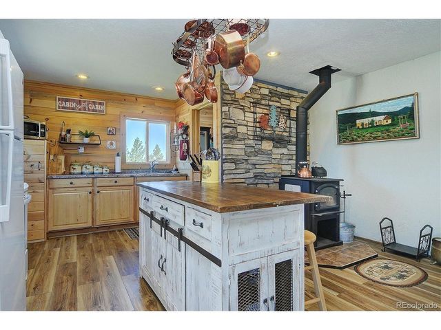 1106 Hull Ave, Westcliffe, CO 81252