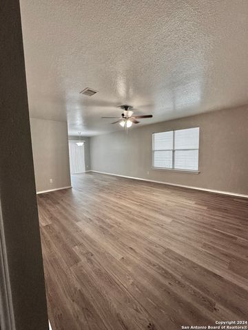 6075 KENSINGER PASS, Converse, TX 78109
