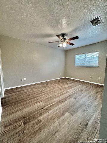 6075 KENSINGER PASS, Converse, TX 78109