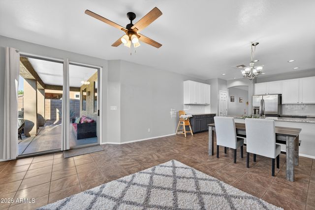 17558 W LAVENDER Lane, Goodyear, AZ 85338