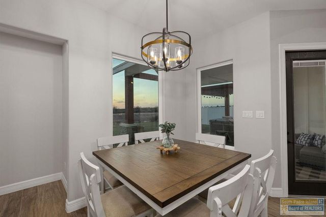 124 Torrey Pines Dr., Laguna Vista, TX 78578