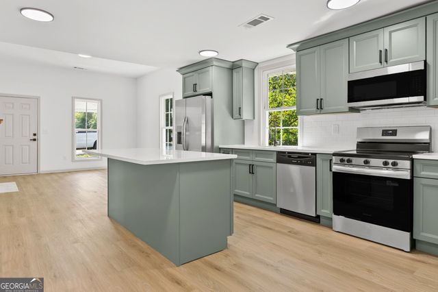 415 N 15th Street, Griffin, GA 30223