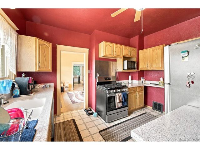 2714 High St, Pueblo, CO 81003