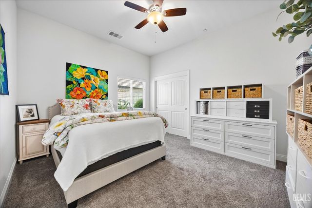 1601 Pissarro Way, Bakersfield, CA 93314