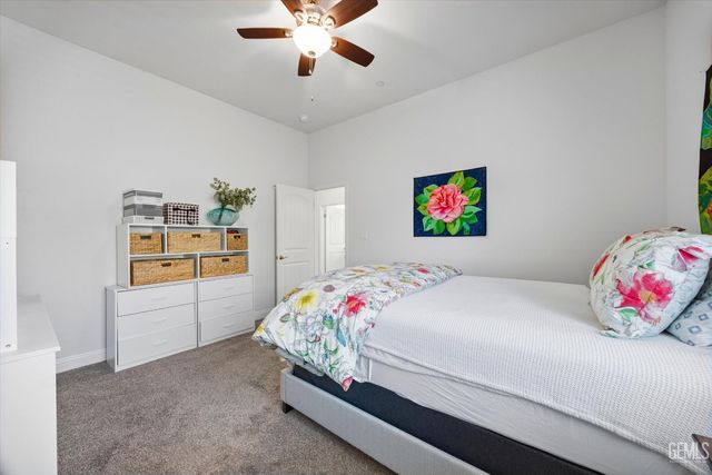 1601 Pissarro Way, Bakersfield, CA 93314