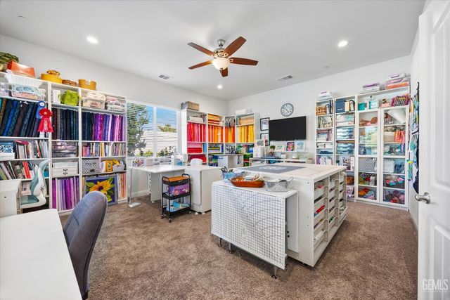 1601 Pissarro Way, Bakersfield, CA 93314