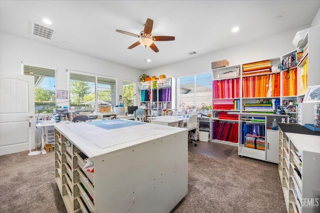 1601 Pissarro Way, Bakersfield, CA 93314