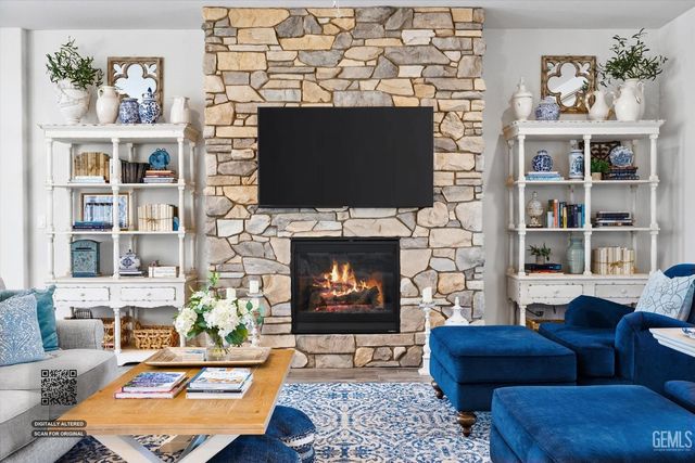 1601 Pissarro Way, Bakersfield, CA 93314