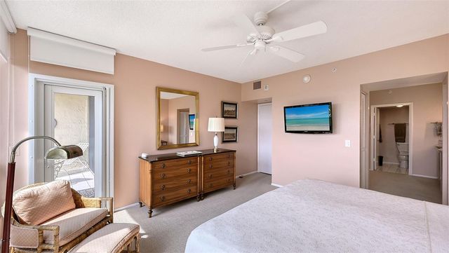 1085 GULF OF MEXICO DRIVE 404, Longboat Key, FL 34228