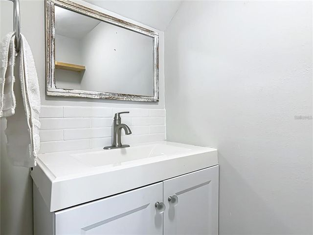 910 MAPLE STREET A & B, New Smyrna Beach, FL 32169