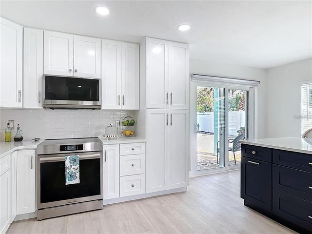 910 MAPLE STREET A & B, New Smyrna Beach, FL 32169