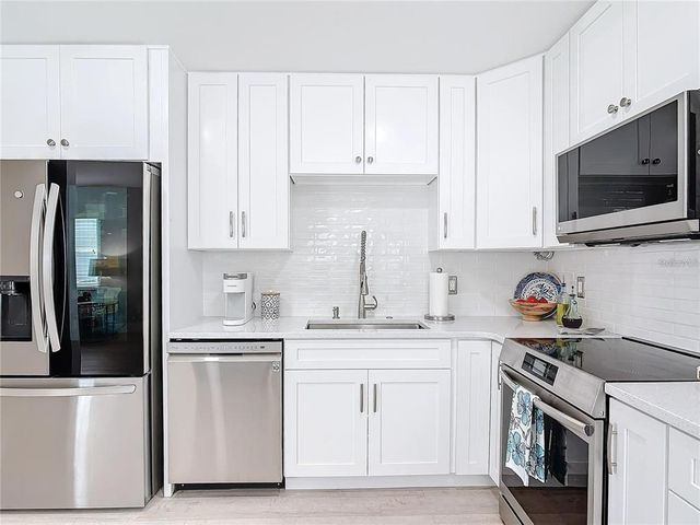 910 MAPLE STREET A & B, New Smyrna Beach, FL 32169