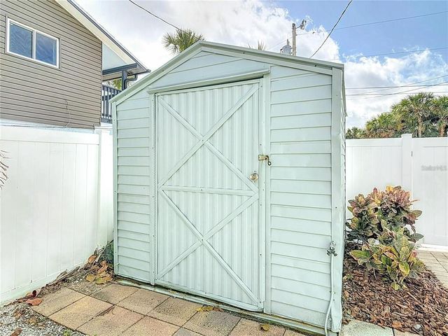 910 MAPLE STREET A & B, New Smyrna Beach, FL 32169