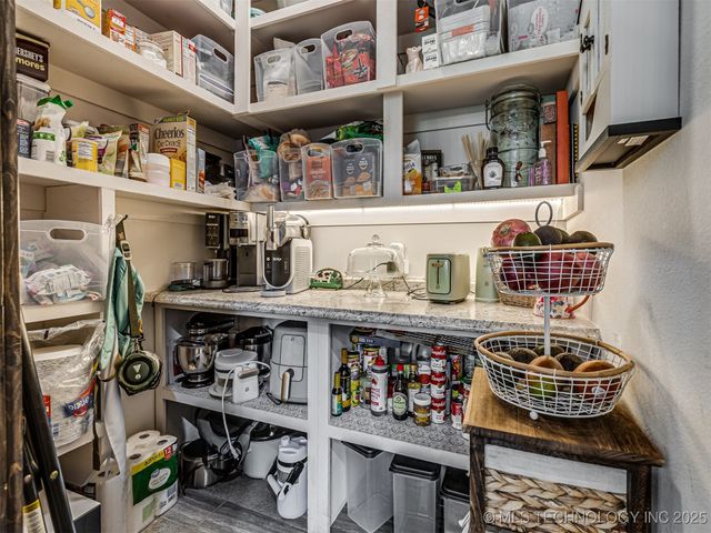 12354 S 241st East Avenue, Broken Arrow, OK 74014