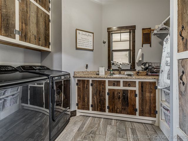 12354 S 241st East Avenue, Broken Arrow, OK 74014