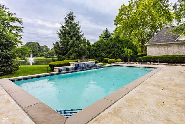 1089 Laurelwood, Carmel, IN 46032