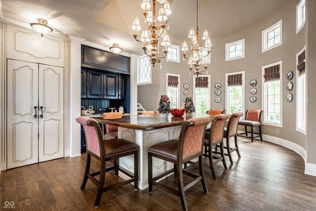 1089 Laurelwood, Carmel, IN 46032