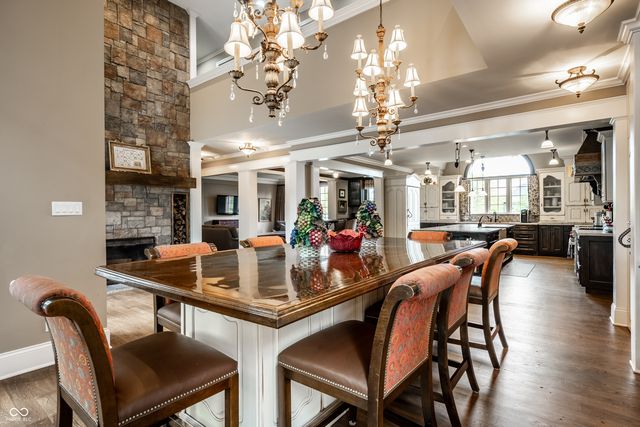 1089 Laurelwood, Carmel, IN 46032