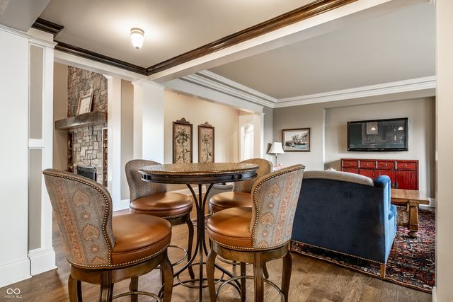 1089 Laurelwood, Carmel, IN 46032