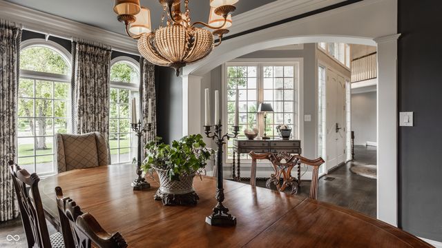 1089 Laurelwood, Carmel, IN 46032
