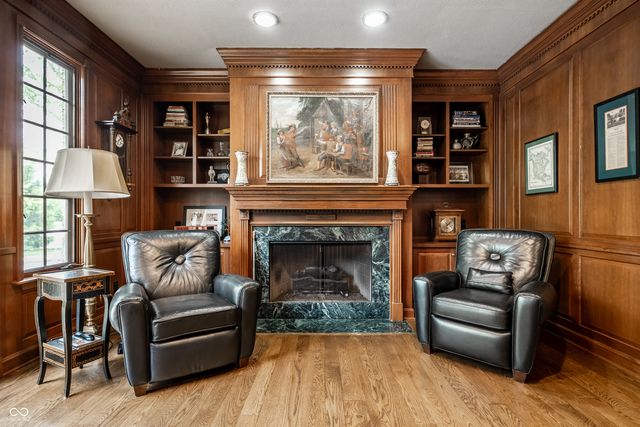 1089 Laurelwood, Carmel, IN 46032