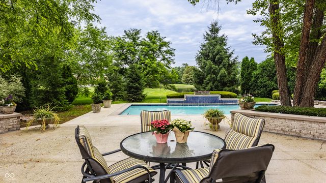 1089 Laurelwood, Carmel, IN 46032