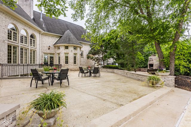 1089 Laurelwood, Carmel, IN 46032