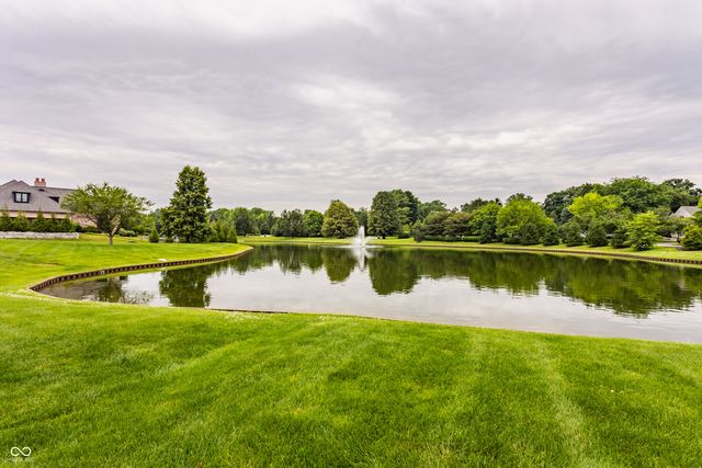 1089 Laurelwood, Carmel, IN 46032