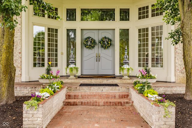 1089 Laurelwood, Carmel, IN 46032