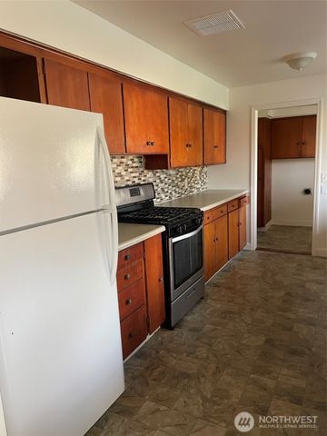 4904 14th, Lacey, WA 98503