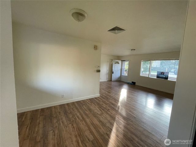 4904 14th, Lacey, WA 98503