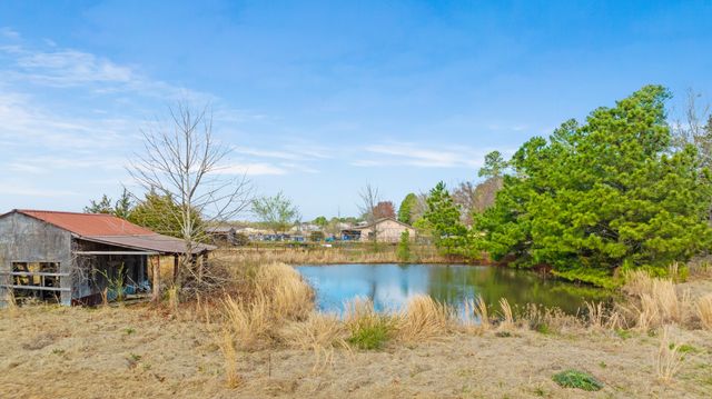 315 County Road 44100, Powderly, TX 75473