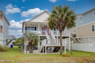 108 W Dolphin Drive, Oak Island, NC 28465