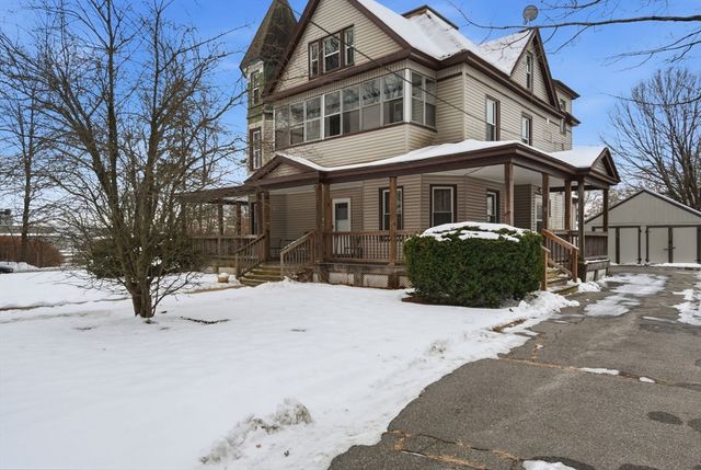 340 Oak St, Springfield, MA 01151